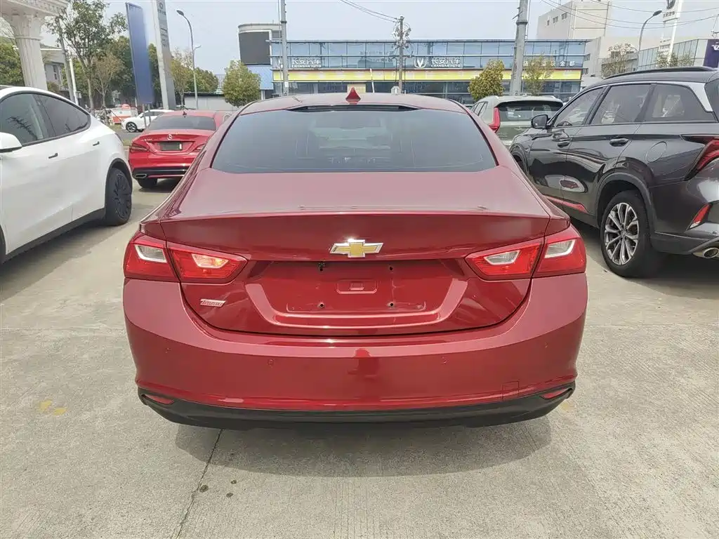 Chevrolet Malibu XL 2017 1.5T Auto Sport Edition фото 4