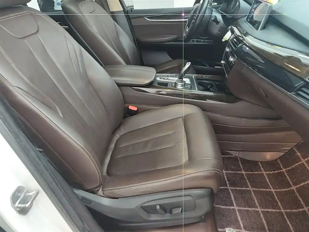 BMW X5 (Import) 2017 xDrive28i фото 25