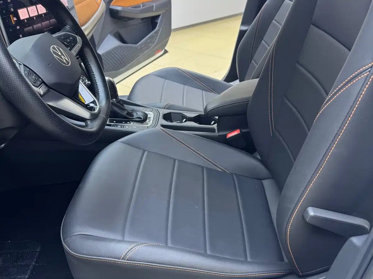 Volkswagen Bora 2023 200TSI DSG Yuexing Edition фото 19