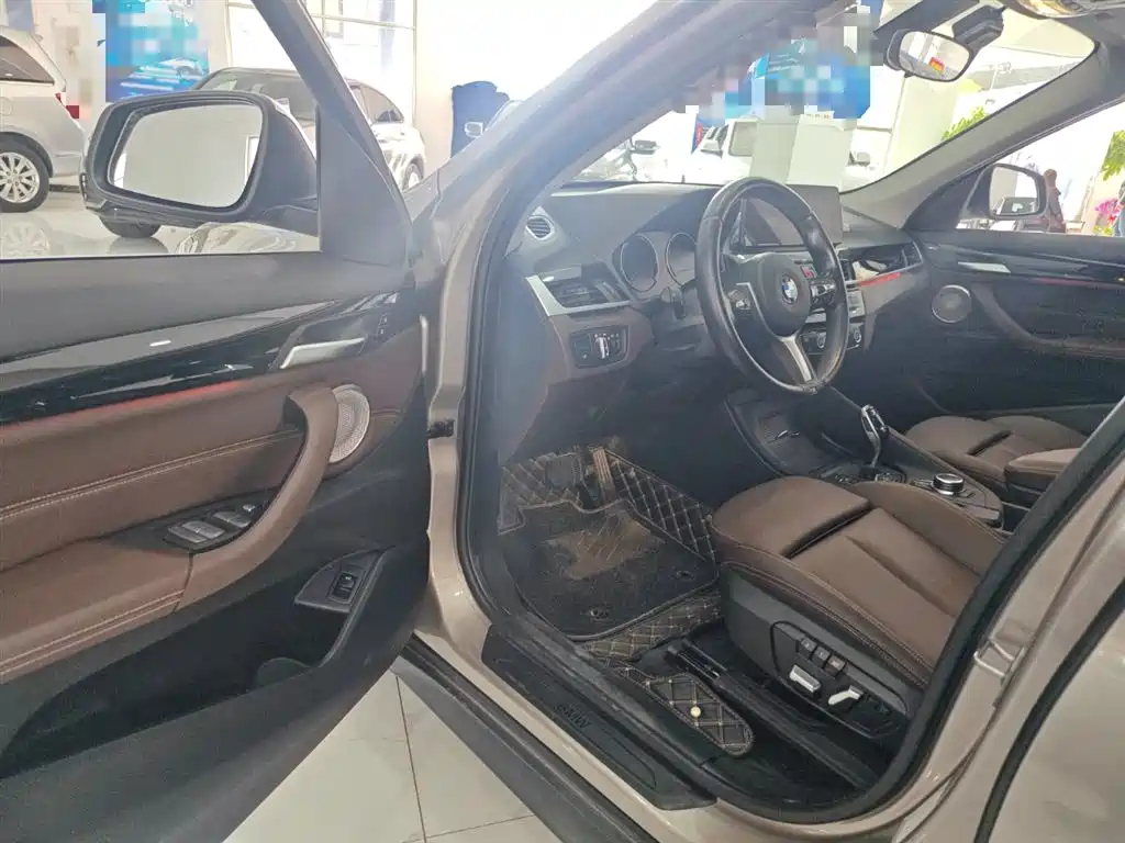 BMW X1 2022 sDrive25Li Leading фото 23