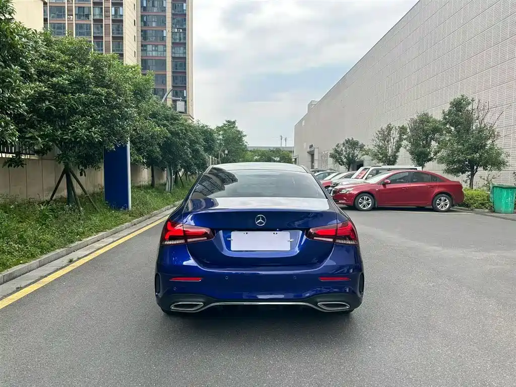 Mercedes-Benz A-Class 2020 Facelift A 200 L Sport Sedan Fashion фото 6
