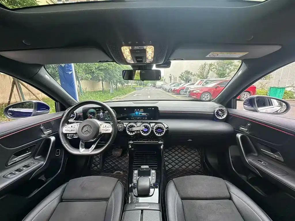Mercedes-Benz A-Class 2020 Facelift A 200 L Sport Sedan Fashion фото 8
