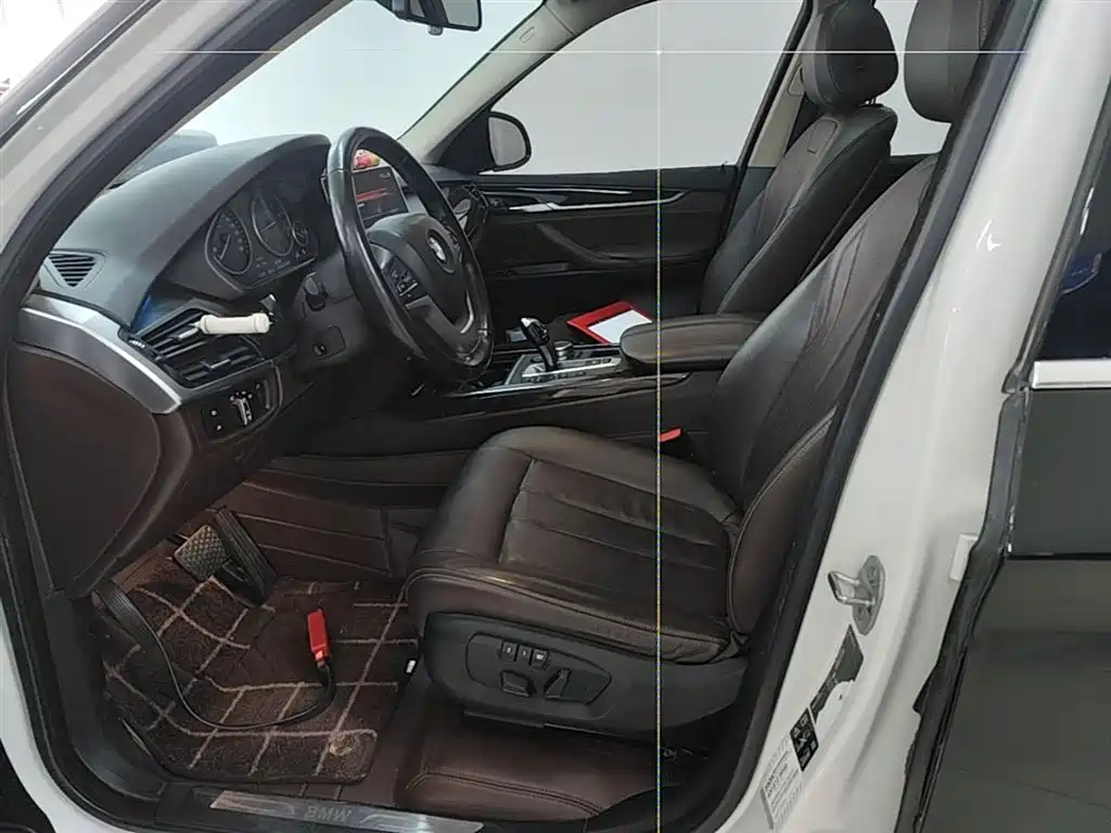 BMW X5 (Import) 2017 xDrive28i фото 15