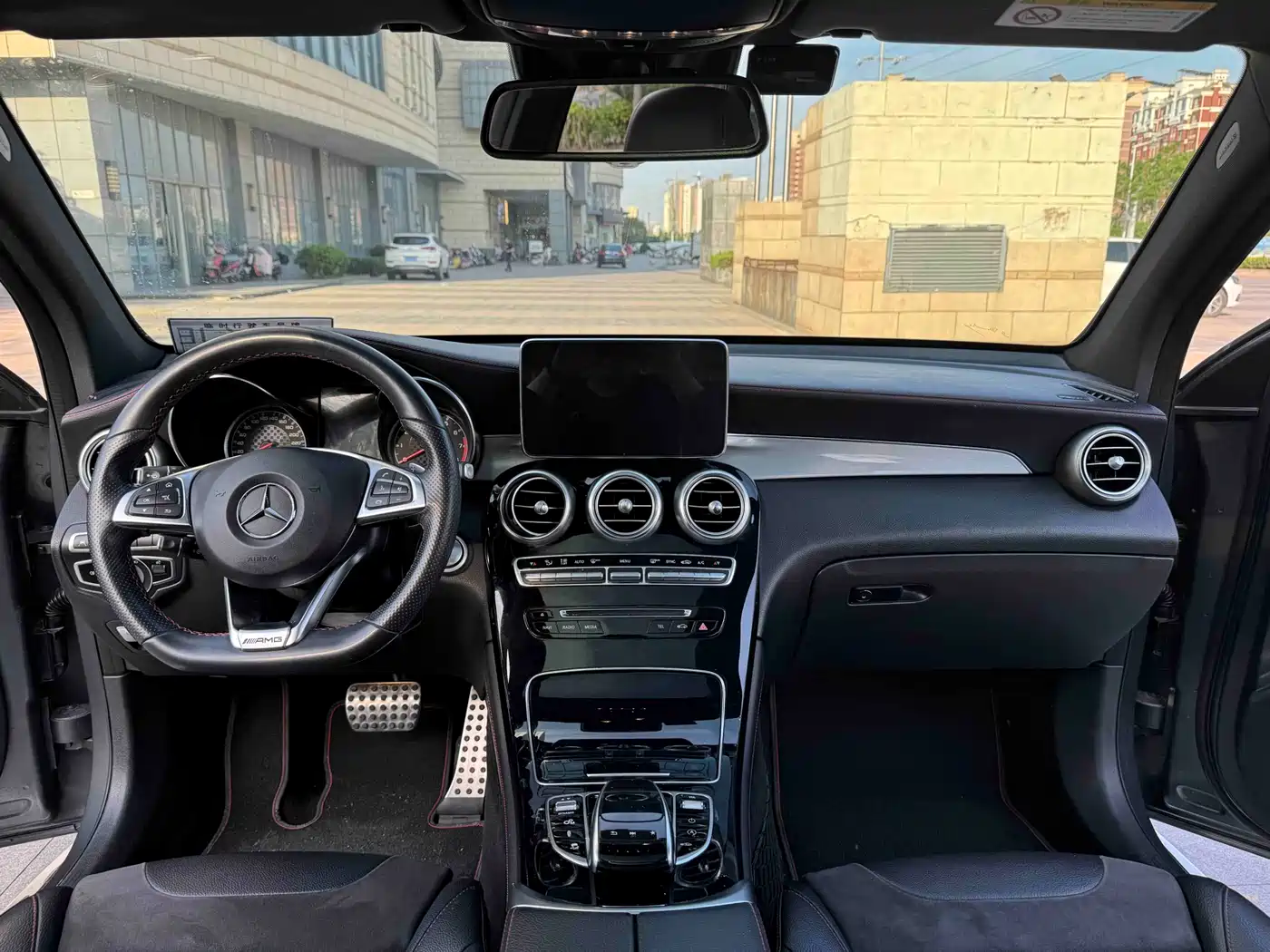 Mercedes-Benz GLC AMG 2017 AMG GLC 43 4MATIC фото 8