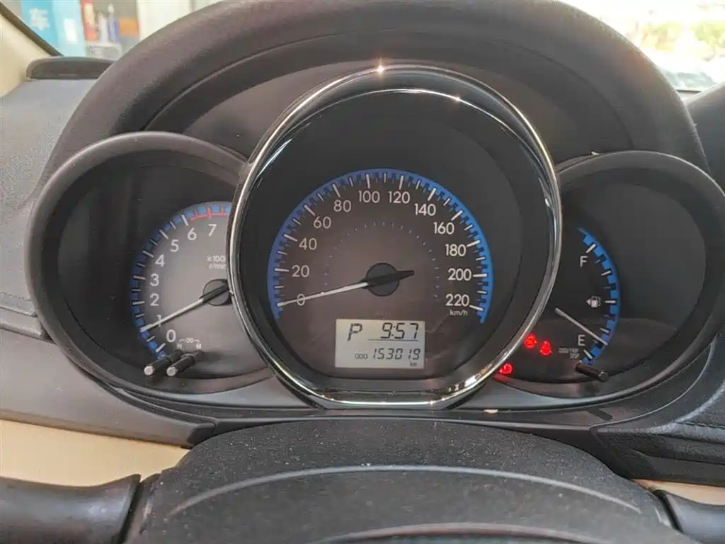 Toyota Vios FS 2017 1.5L CVT Fengchi Edition фото 12