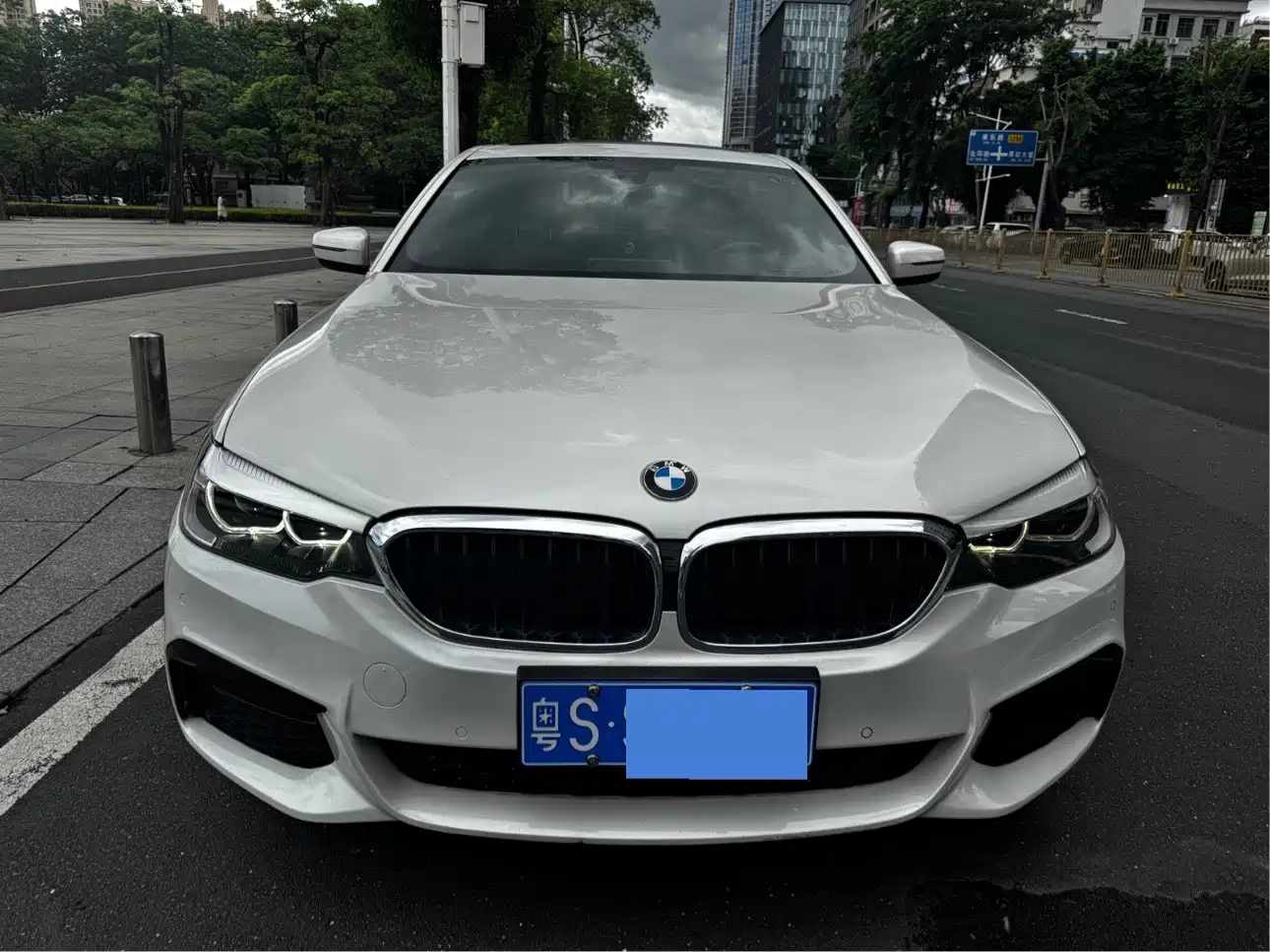 BMW 5 Series 2019 525Li M Sport Package