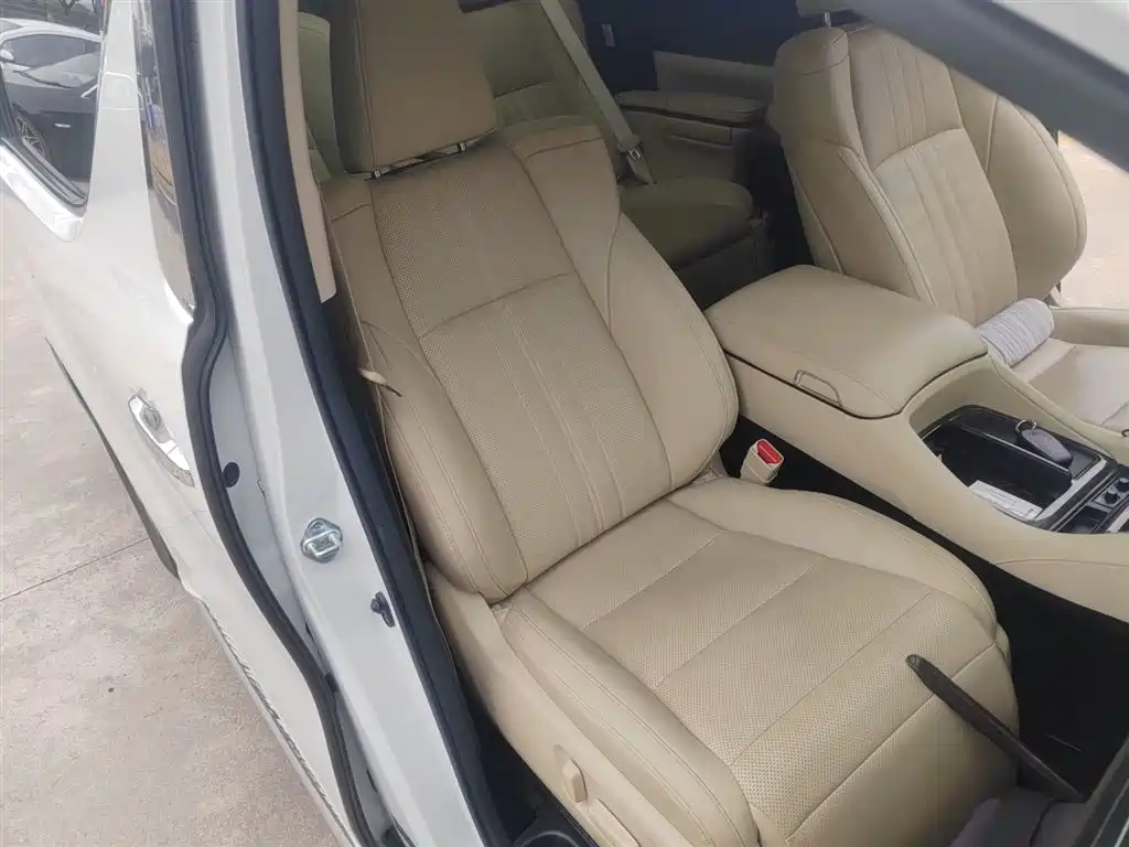 Toyota Alphard 2021 Hybrid 2.5L Premium фото 20