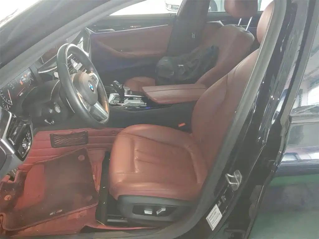 BMW 5 Series 2019 Facelift 530Li Leading M Sport Package фото 11
