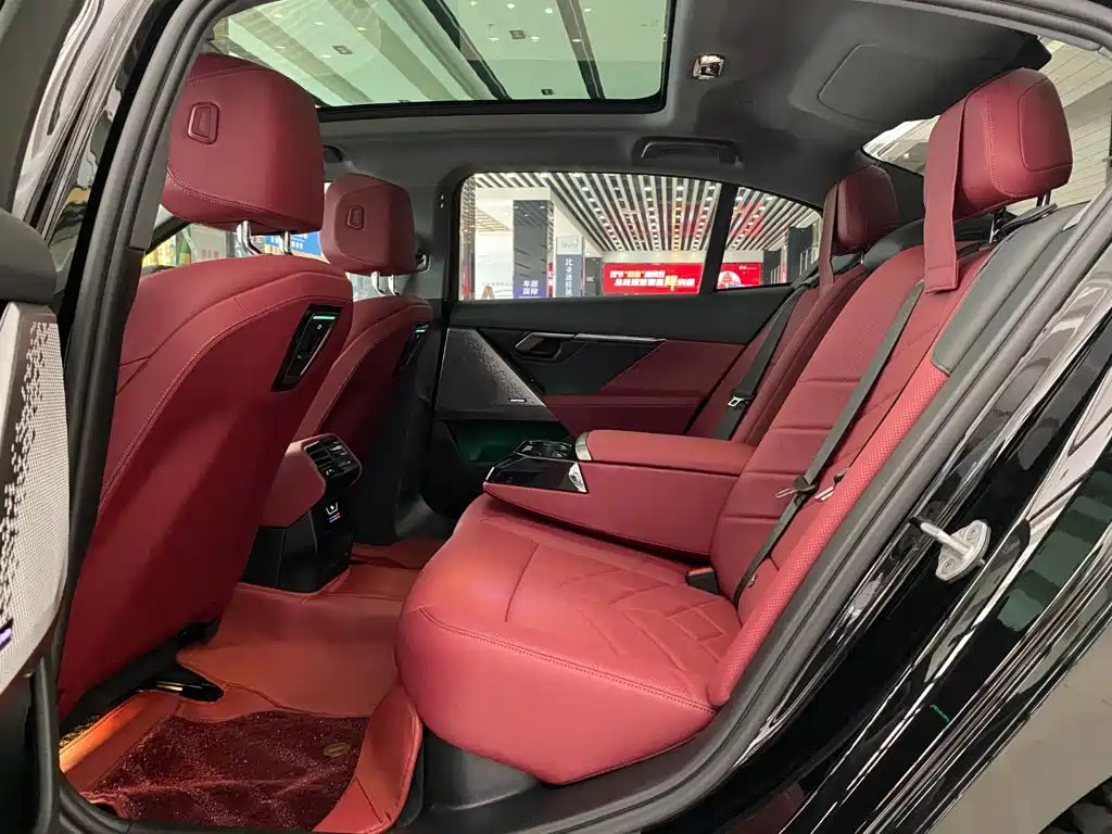 BMW 5 Series 2026 2026 530Li Leading M Sport Package