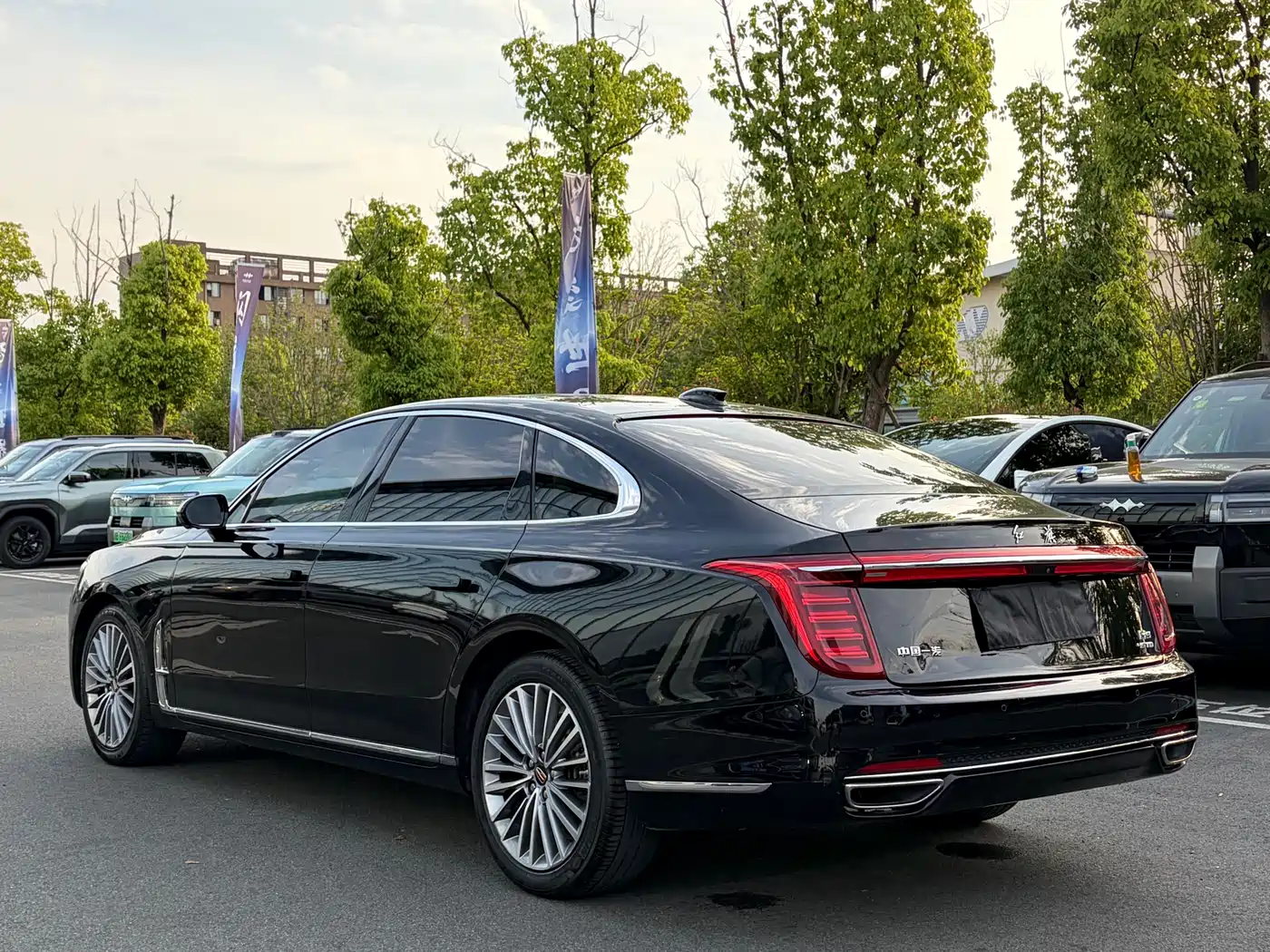 Hongqi H9 2020 2.0T Smart Connection Qi Xiang Edition фото 15