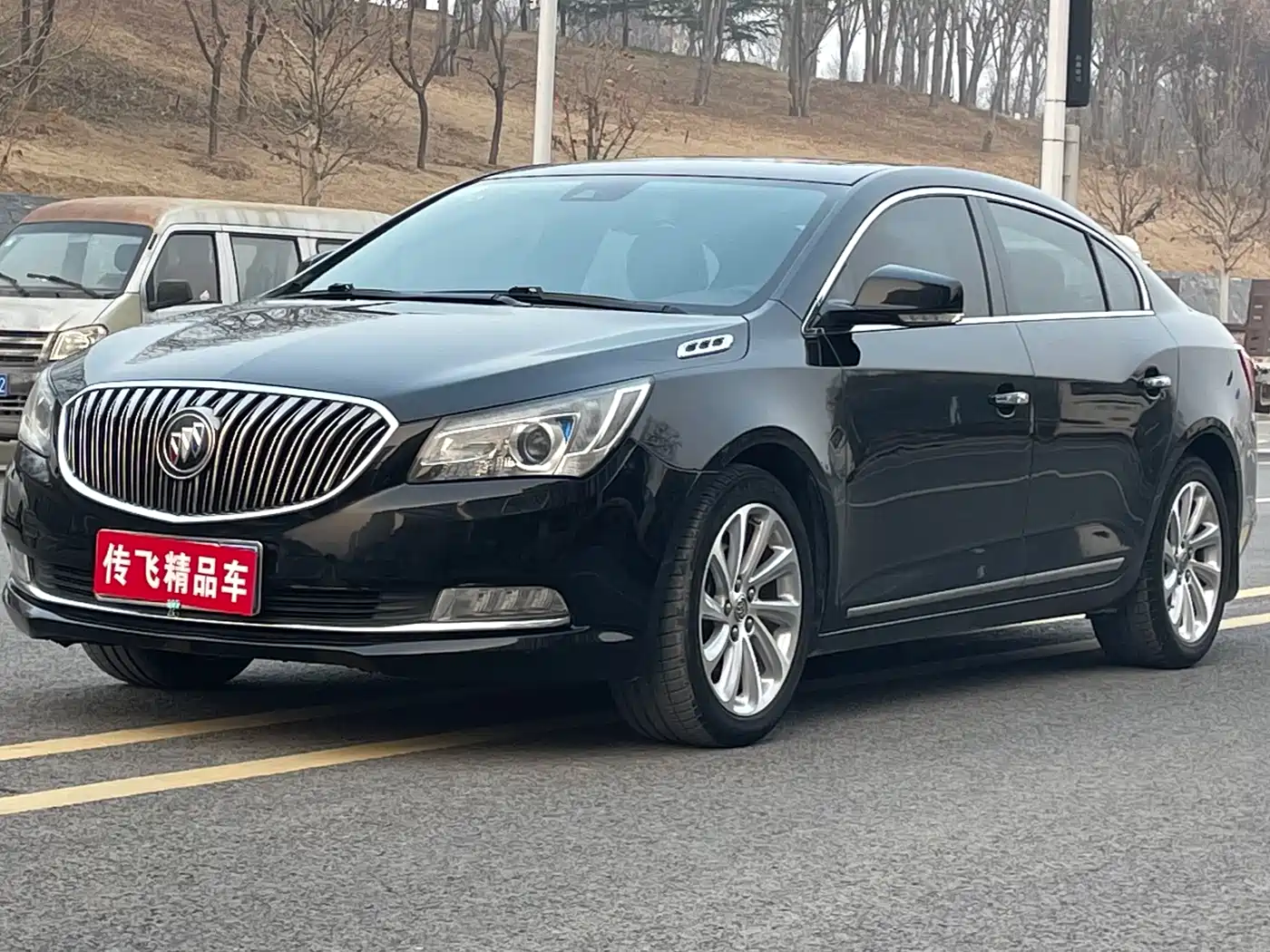 Buick LaCrosse 2013 3.0L SIDI V6 Intelligent Flagship фото 2