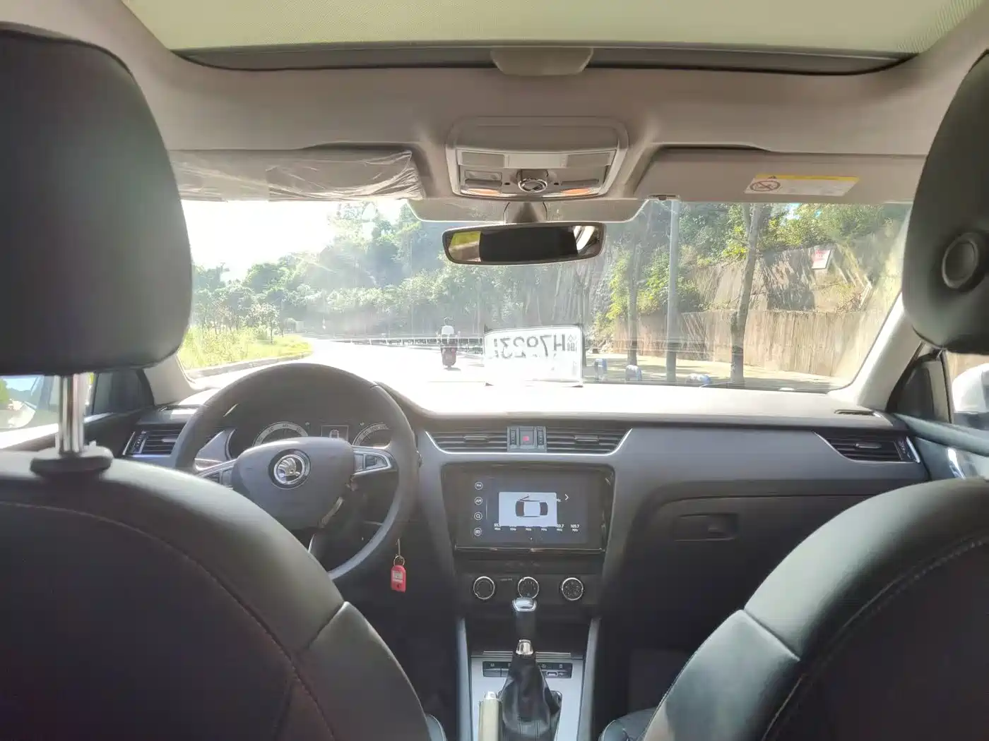Škoda Octavia 2019 1.5L Automatic Smart Luxury China VI фото 9