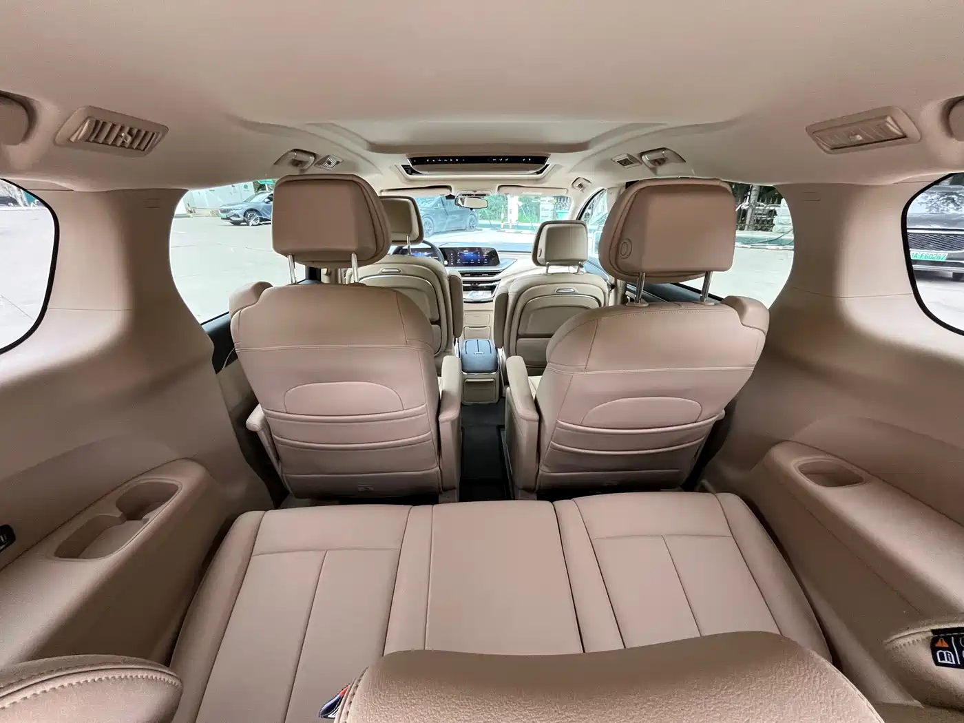 Buick GL8 New Energy 2025 Land Honor Premium Edition 7-Seater фото 30