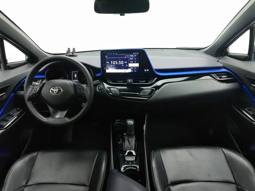 Toyota IZOA 2020 2.0L Yi Xiang Edition фото 5