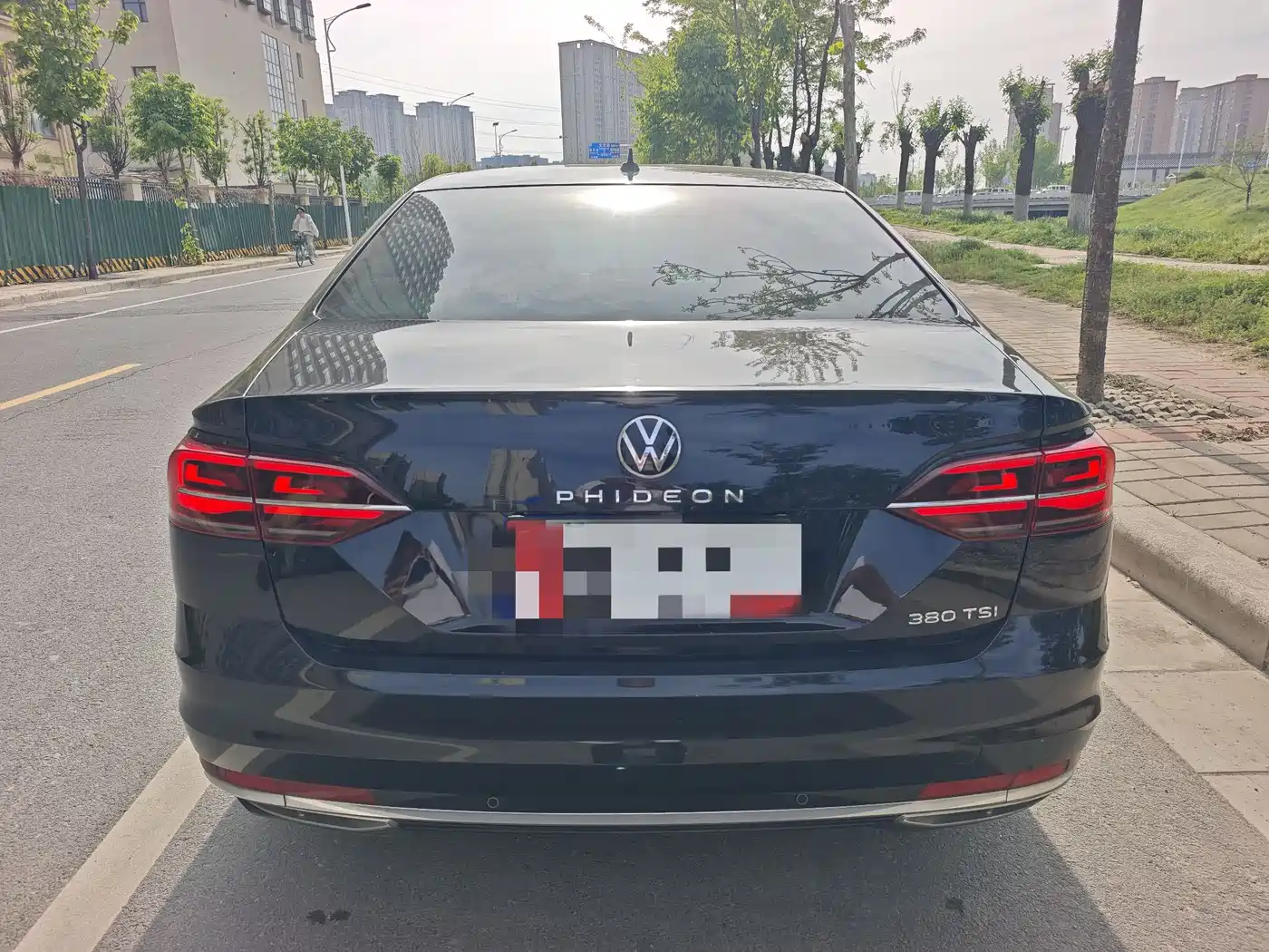 Volkswagen Phideon 2019 380TSI 2WD Business Edition China V фото 11
