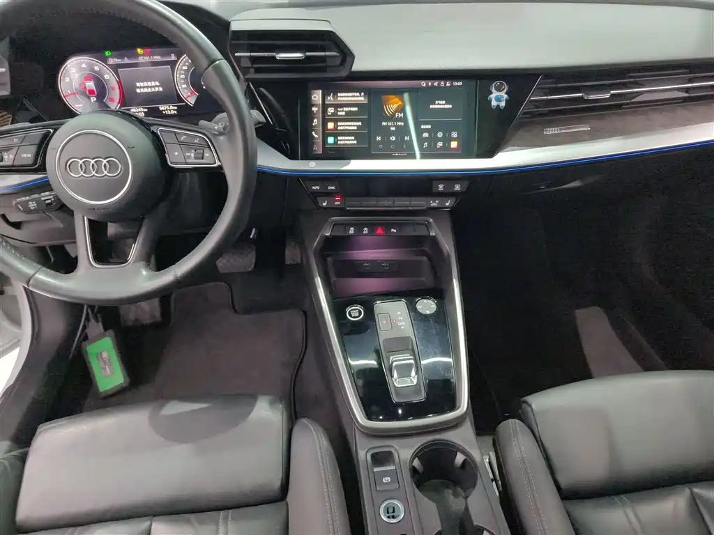 Audi A3 2022 Sportback 35 TFSI Luxury Elegance фото 13
