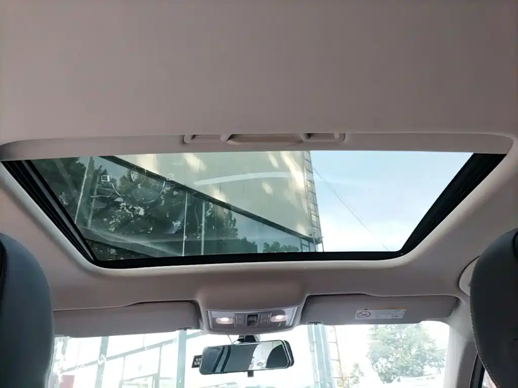 Volkswagen Lavida 2022 1.5L Auto Comfort Edition фото 18