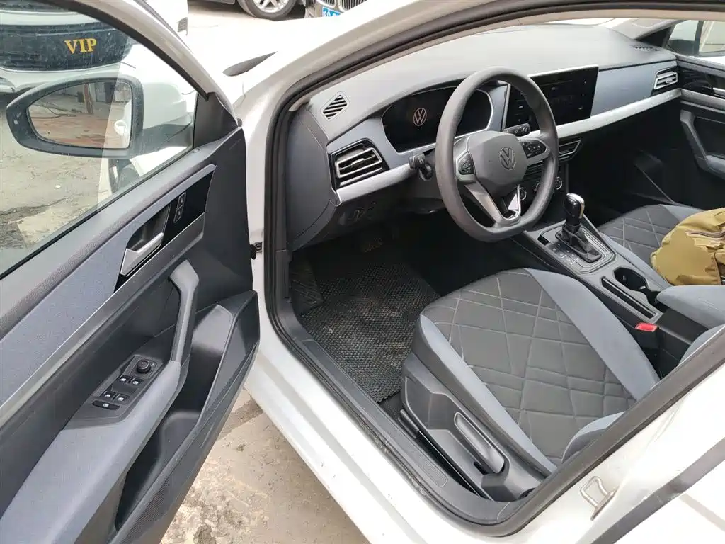 Volkswagen Lavida 2023 Facelift 1.5L Auto Comfort Edition фото 16