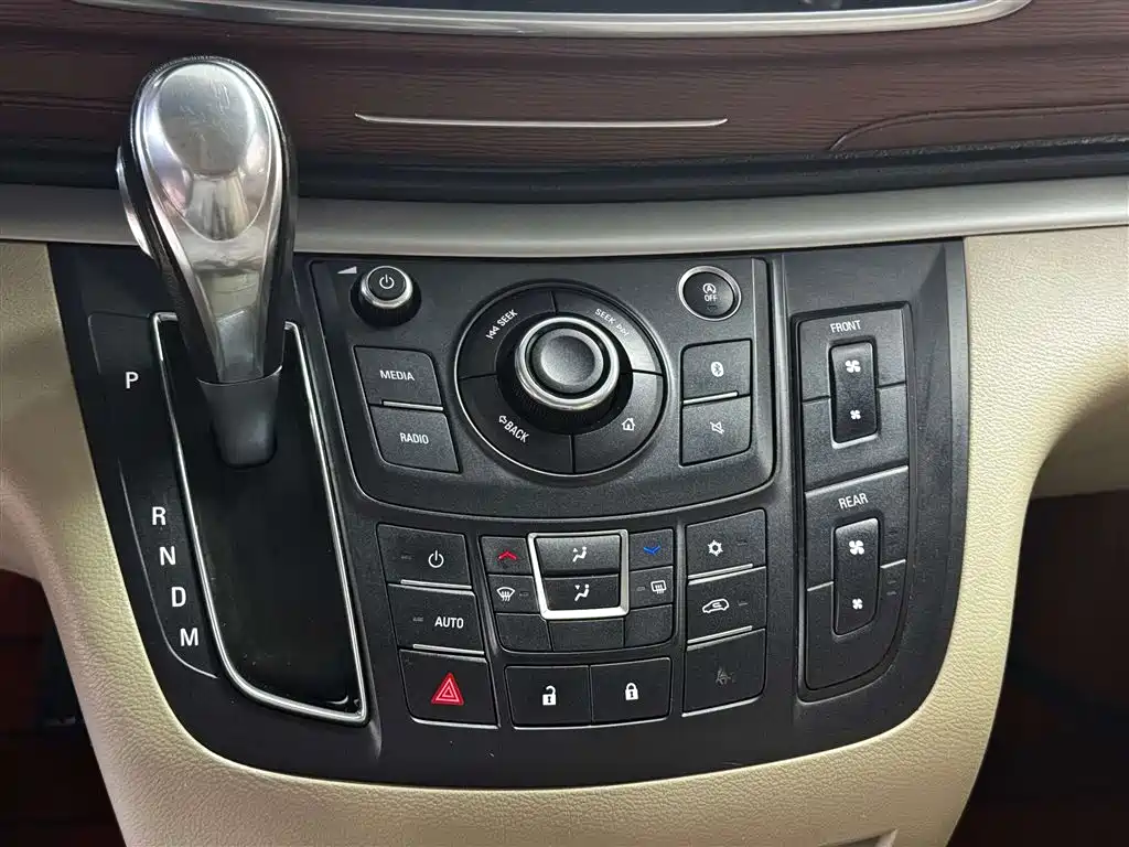 Buick GL8 2018 28T Luxury Model China VI фото 21