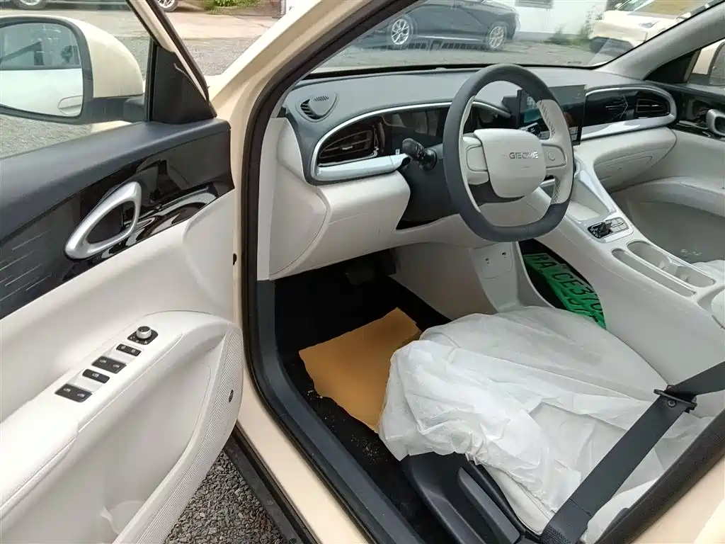 Geely Galaxy Starry Wish 2026 Edition 310km Youth Version фото 16