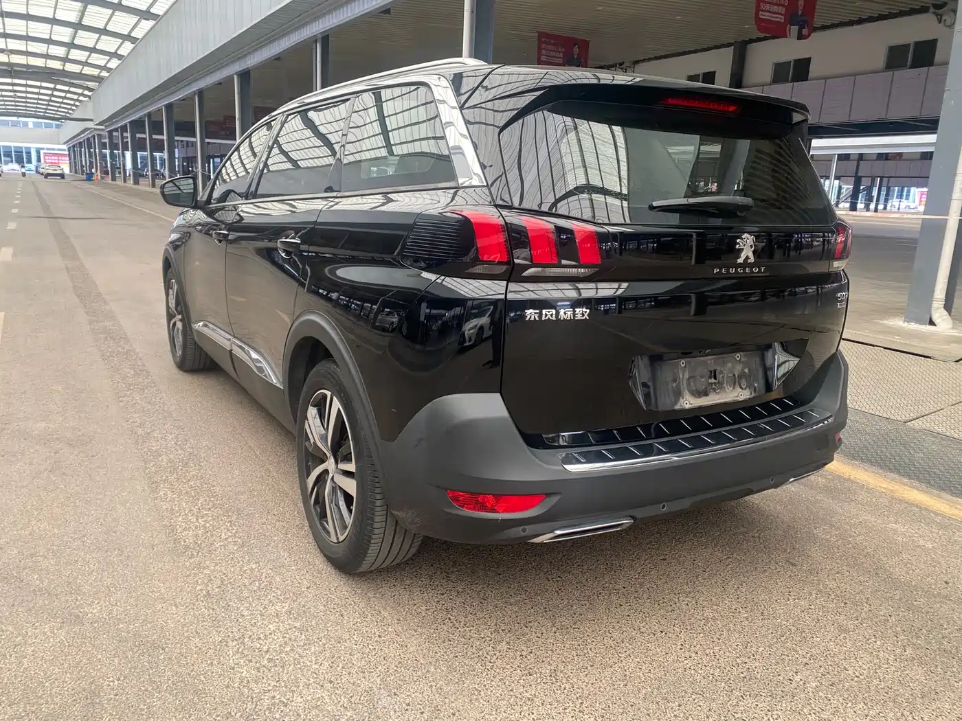 Peugeot 5008 2017 350THP 7-seat Elite Edition фото 9