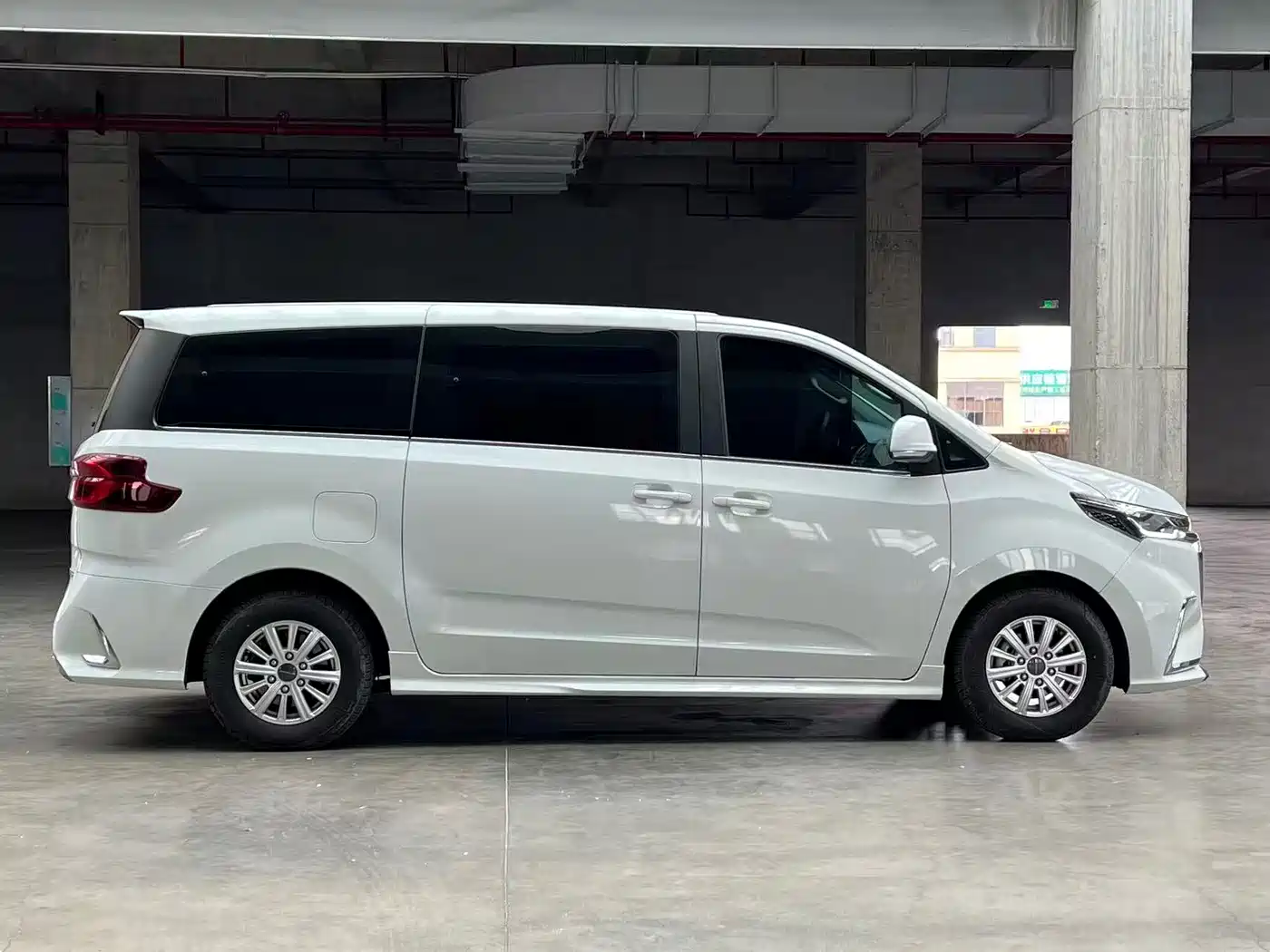 SAIC Maxus Maxus G20 2025 2023 ES 2.0T Diesel Manual Value Touring Edition
