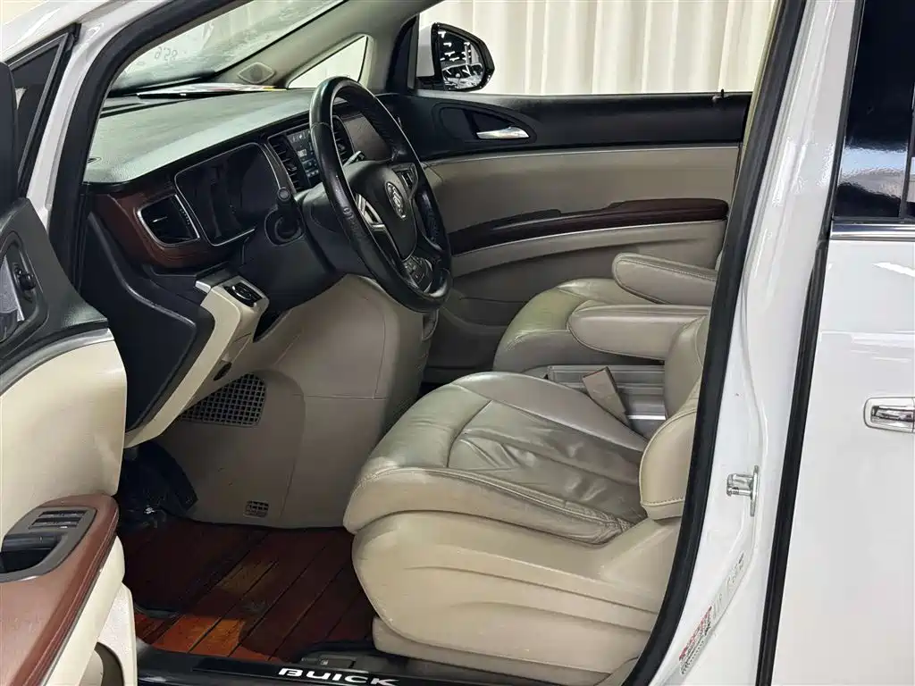 Buick GL8 2018 28T Luxury Model China VI фото 18