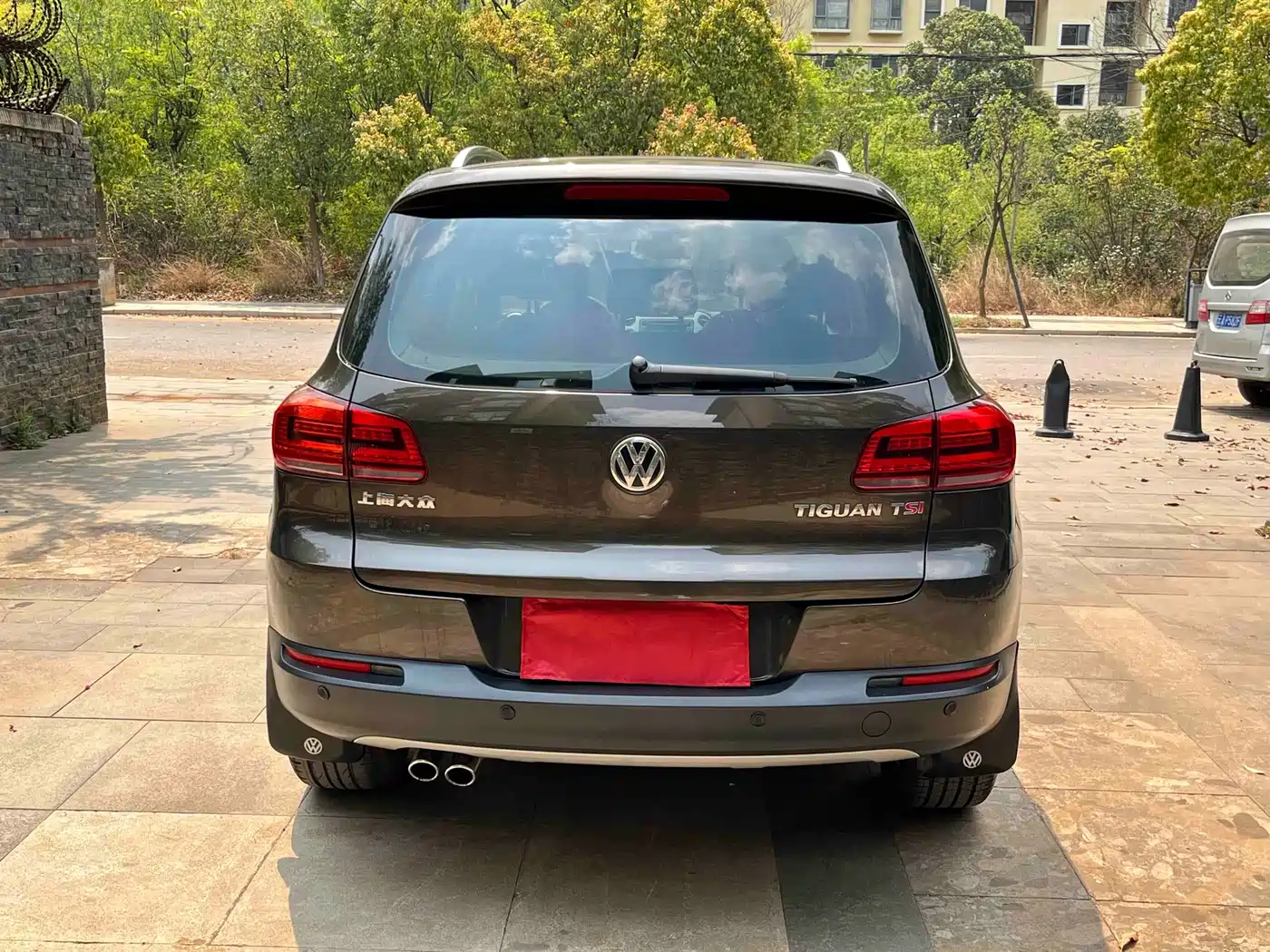 Volkswagen Tiguan 2015 1.8TSI Automatic 2WD Highline фото 5
