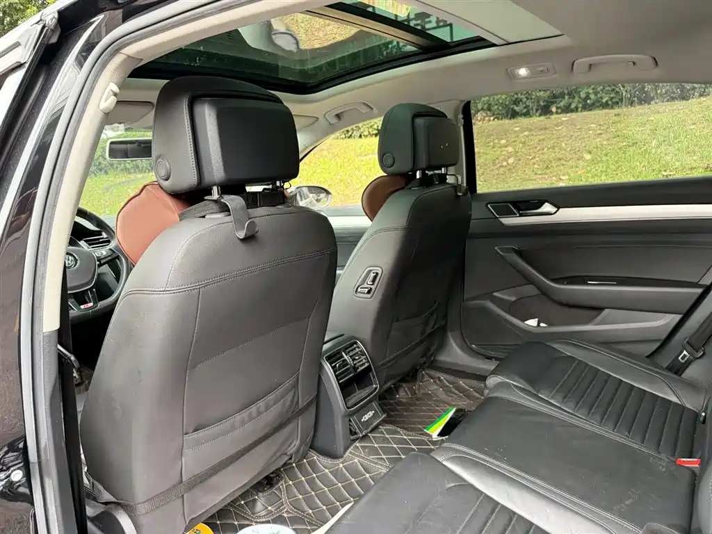 Volkswagen Magotan 2019 330TSI DSG Leading China VI фото 9