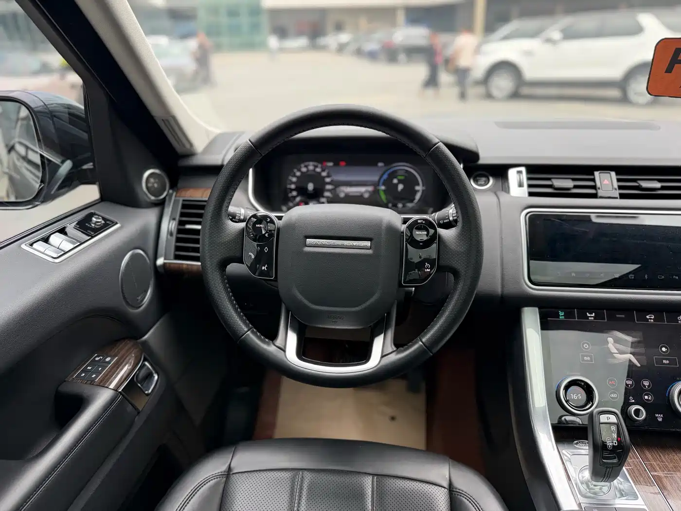 Land Rover Range Rover Sport PHEV 2018 Model P400e фото 13