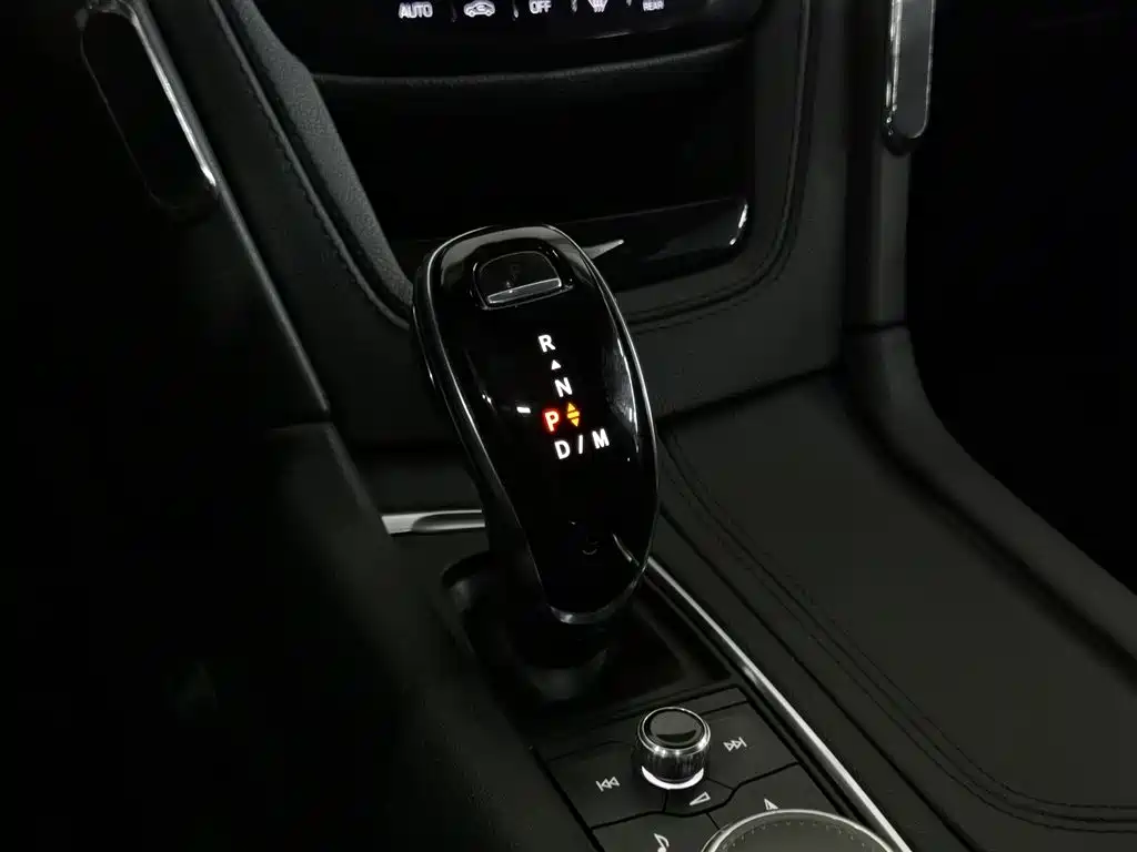 Cadillac XT6 2020 Facelift 28T 6-Seater AWD Luxury Sport фото 13