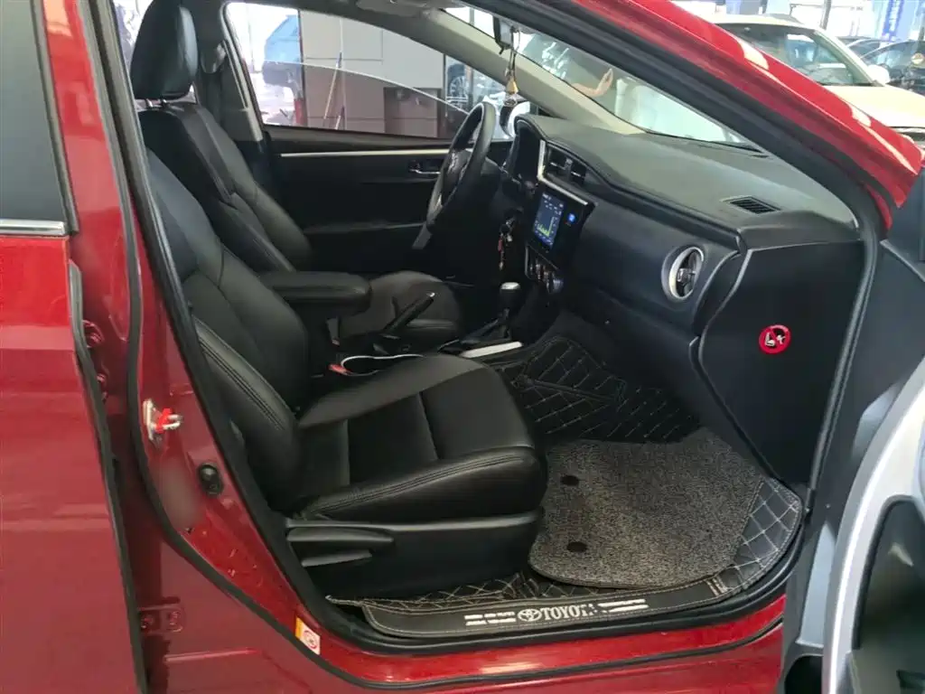 Toyota Levin 2017 Facelift 185T CVT Elite (China V) фото 25