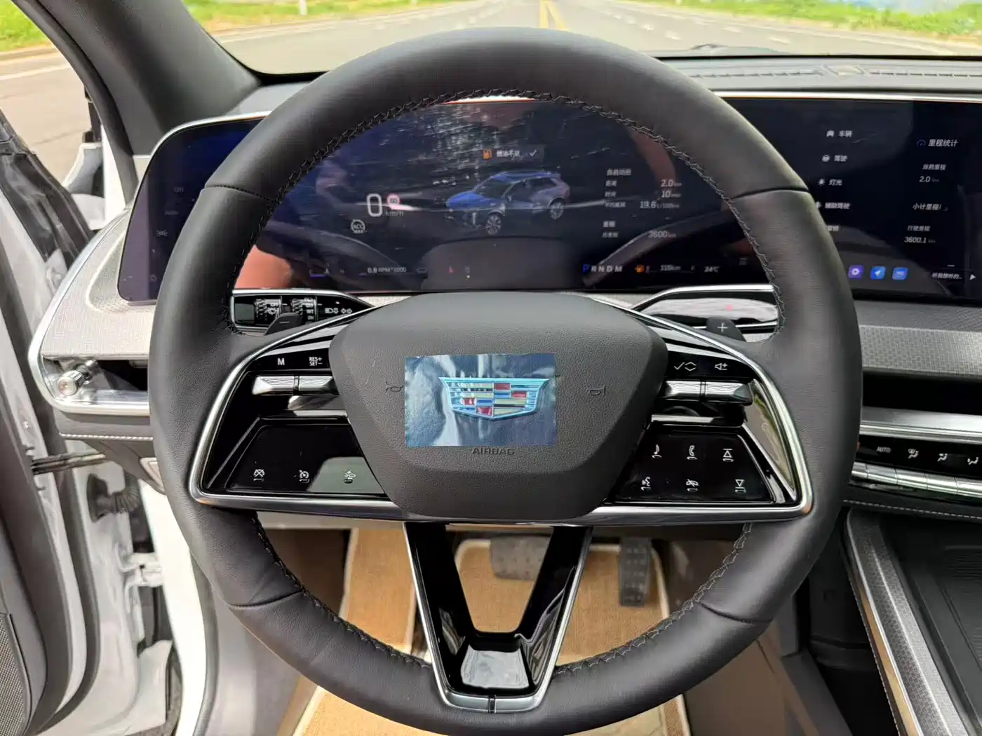 Cadillac XT5 2025 2.0T Luxury фото 8
