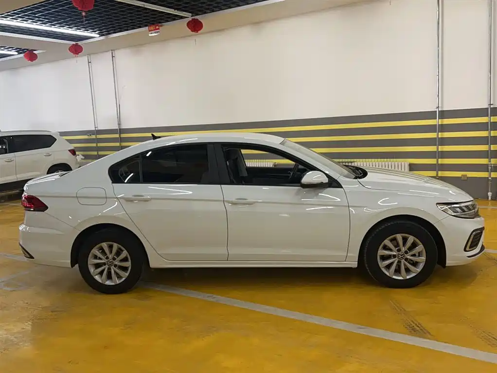Volkswagen Bora 2024 200TSI DSG Smooth Ride Edition фото 7