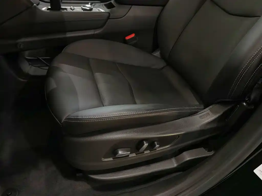 Cadillac XT6 2020 Facelift 28T 6-Seater AWD Luxury Sport фото 20