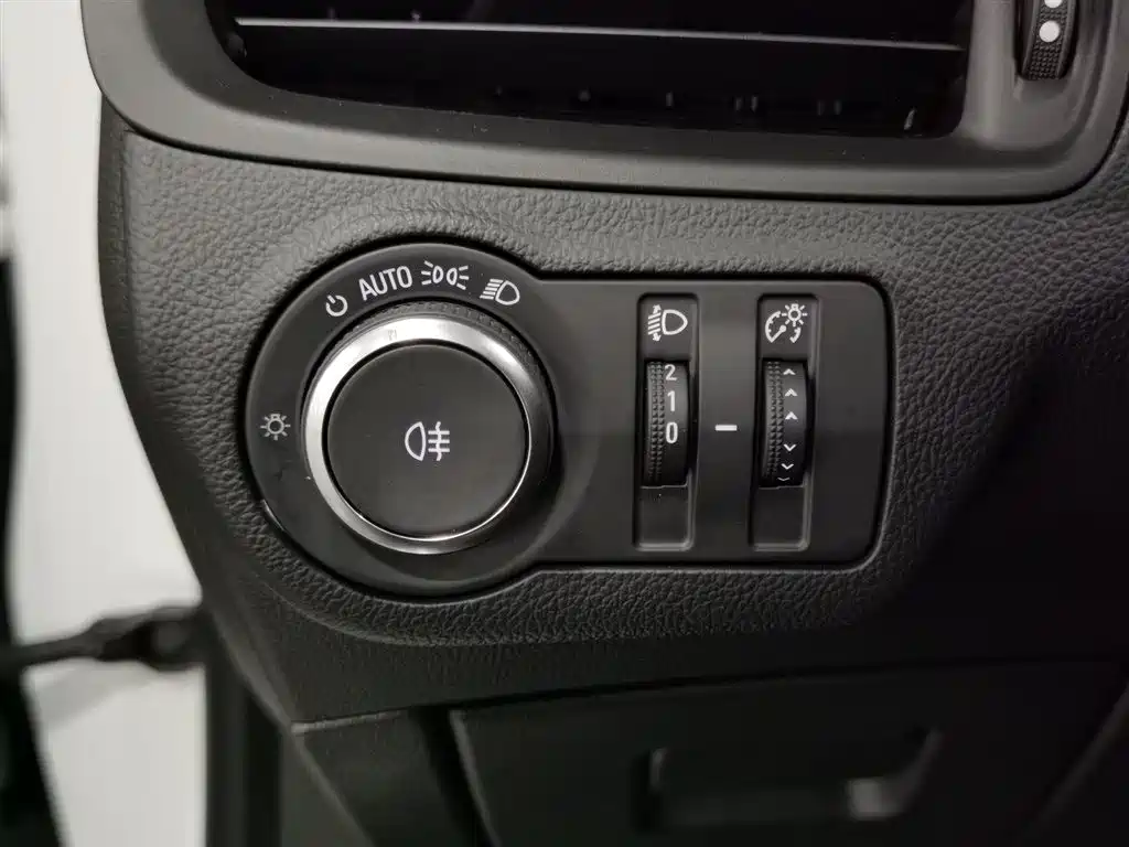 Buick Envision Plus 2021 532T FWD Luxury Trim фото 21