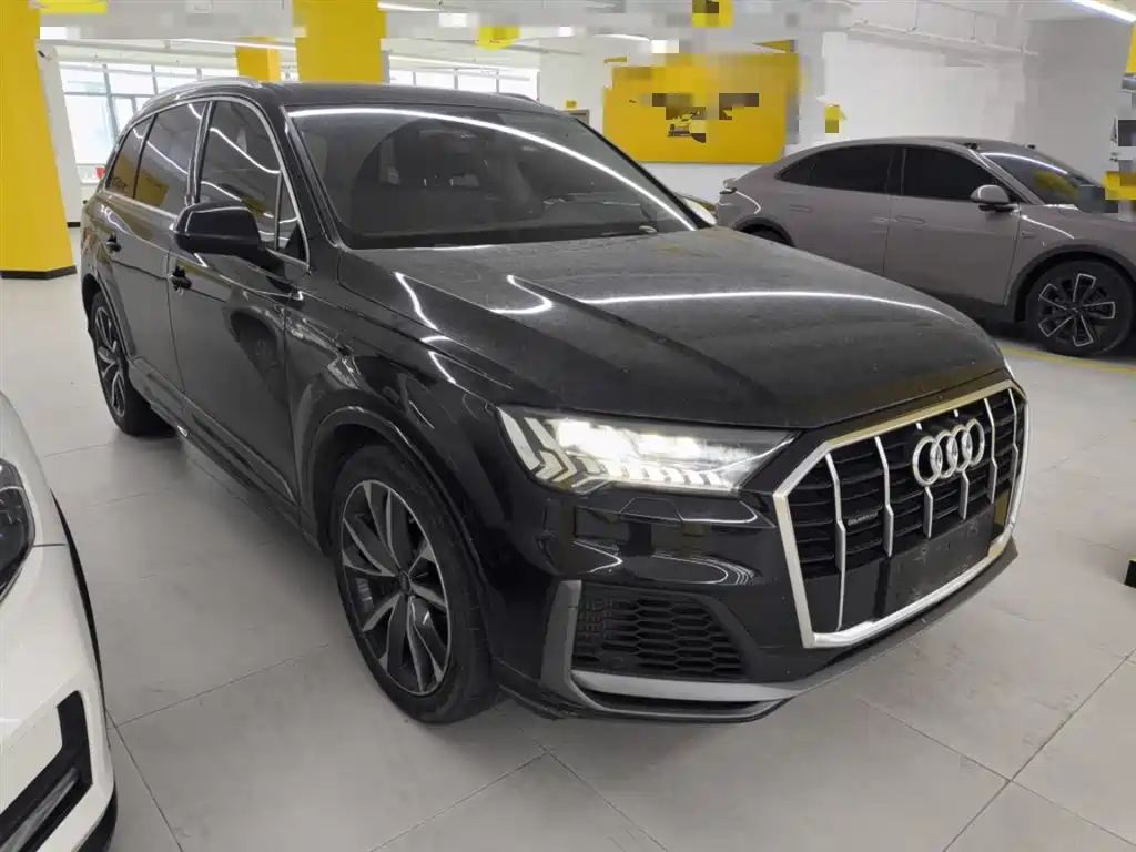 Audi Q7 2021 55 TFSI quattro S line Sport фото 24