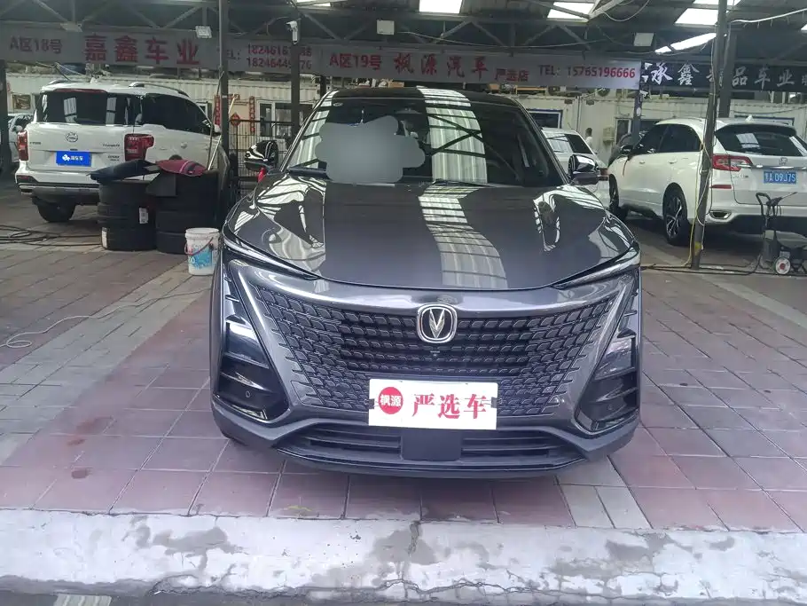 Фото 2 - Changan UNI-T