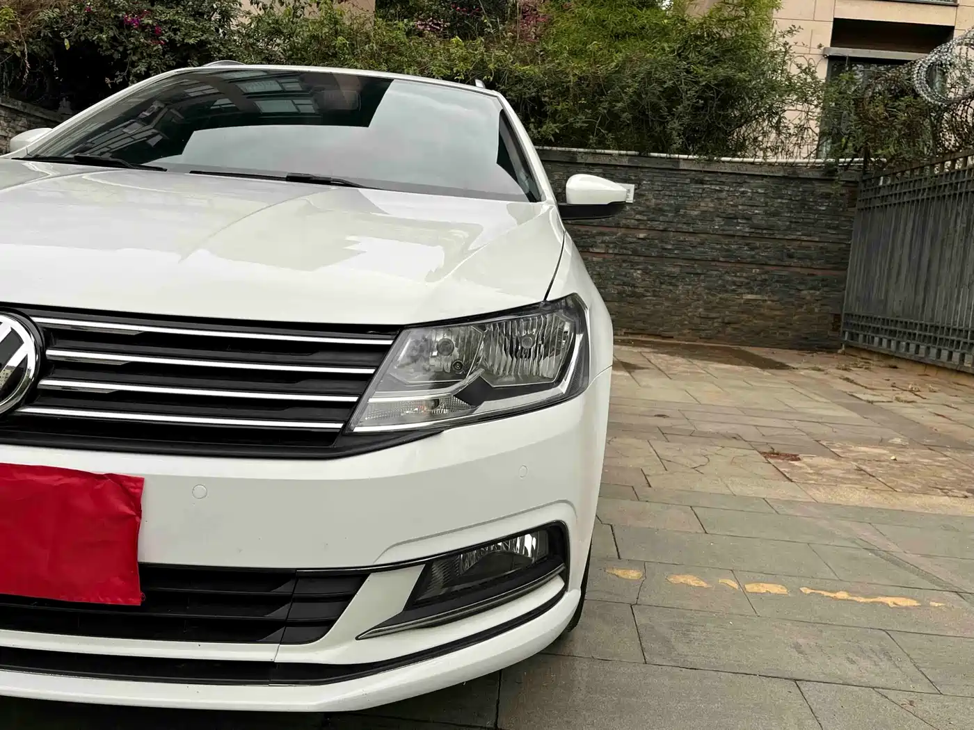 Volkswagen Lavida Tour 2017 230TSI DSG Comfort Edition фото 12
