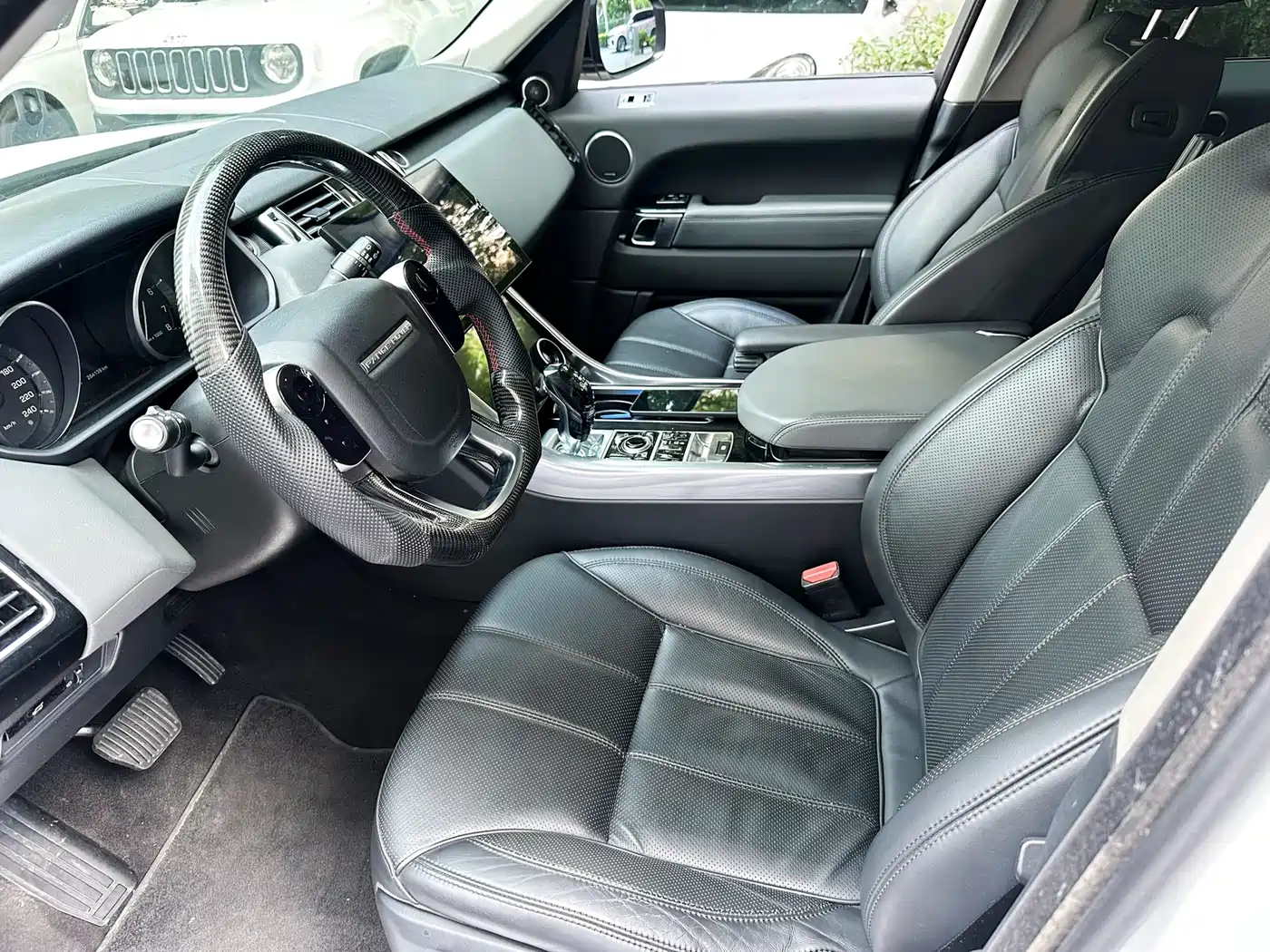 Land Rover Range Rover Sport 2014 3.0 SC V6 HSE фото 12