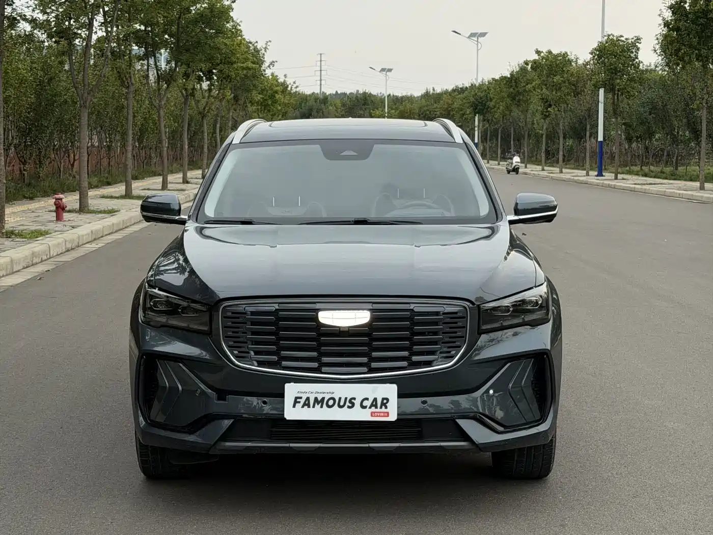 Photo 2 - Geely Monjaro