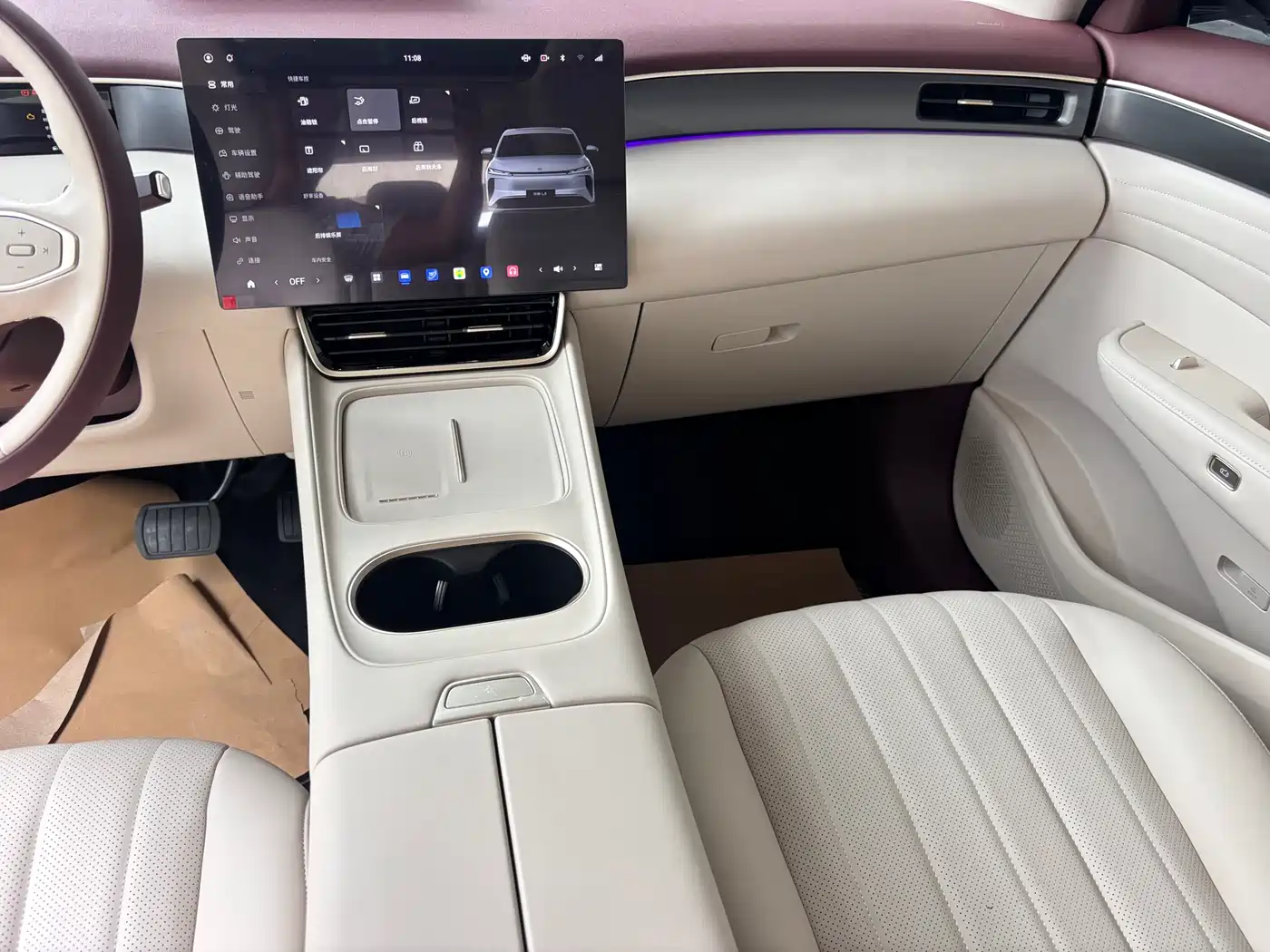 Dongfeng Aeolus L8 2025 Plug-in Hybrid фото 9