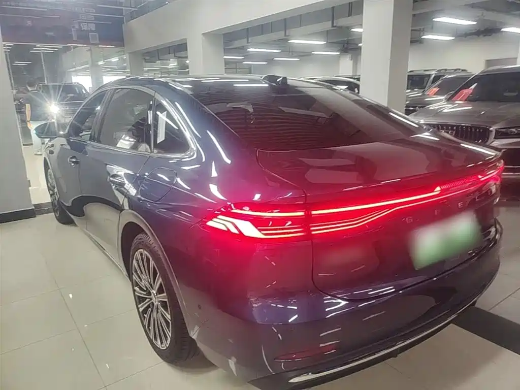 Geely Galaxy Galaxy A7 2025 EM-i фото 5