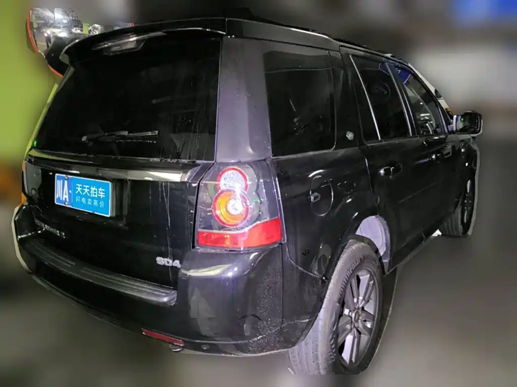 Фото 2 - Land Rover Freelander 2