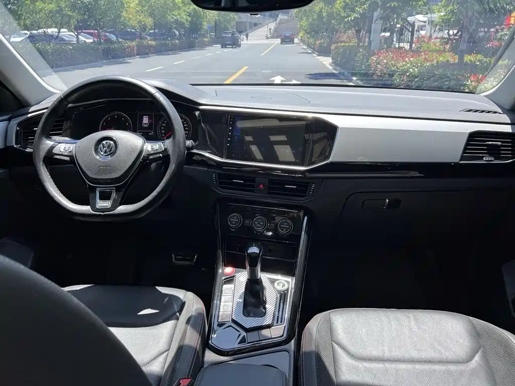 Volkswagen Tayron 2019 330TSI 2WD Luxury China VI фото 10