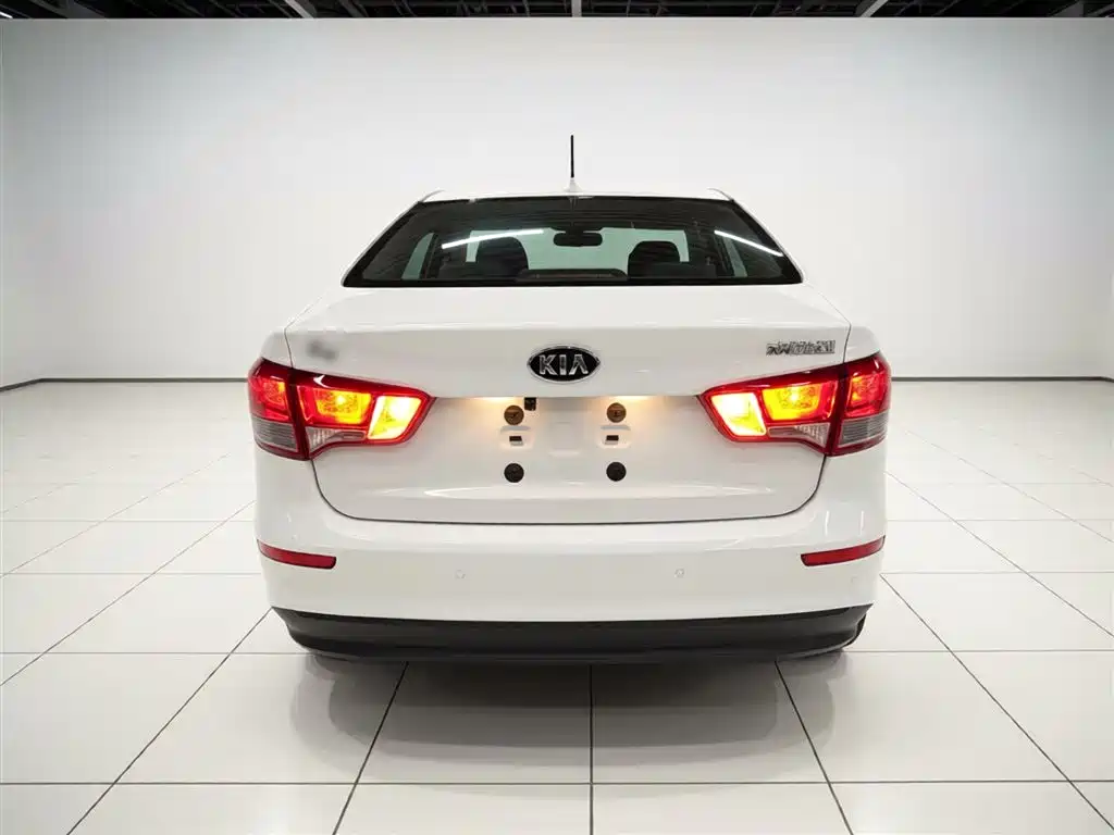 Kia K2 2015 Sedan 1.4L AT GLS фото 4