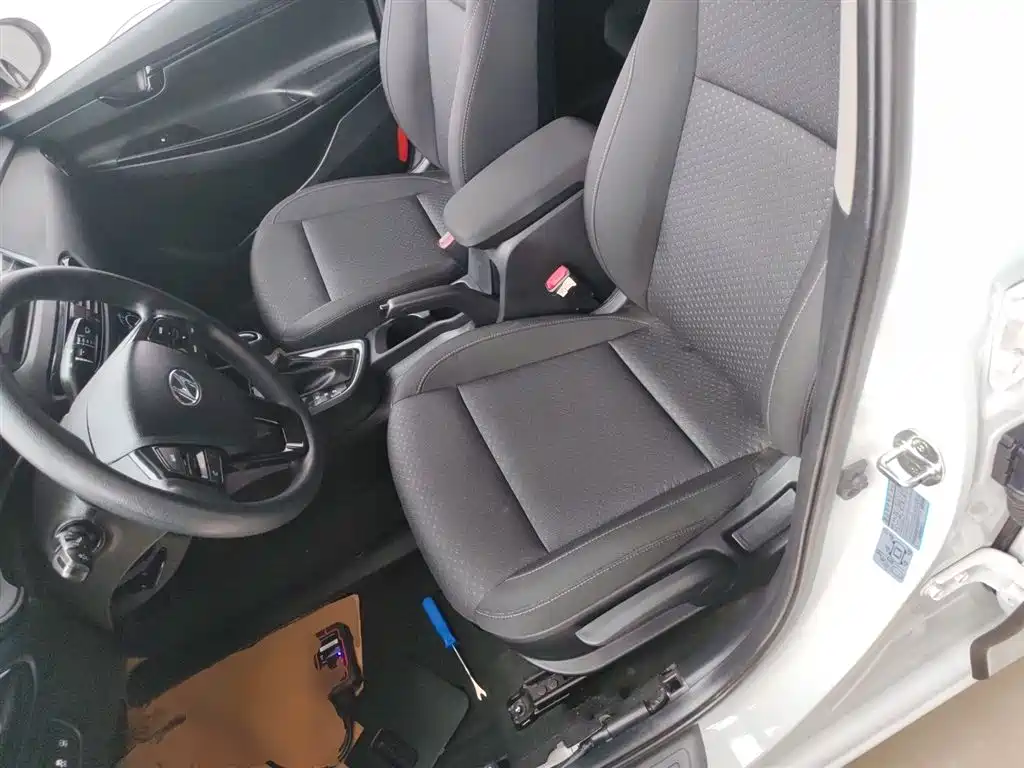 Hyundai Elantra 2020 1.6L Auto GL Pleasing Edition фото 15