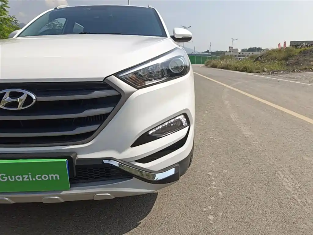 Hyundai Tucson 2015 1.6T Dual Clutch 2WD Smart фото 24