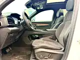 Фото 9 - Geely Monjaro