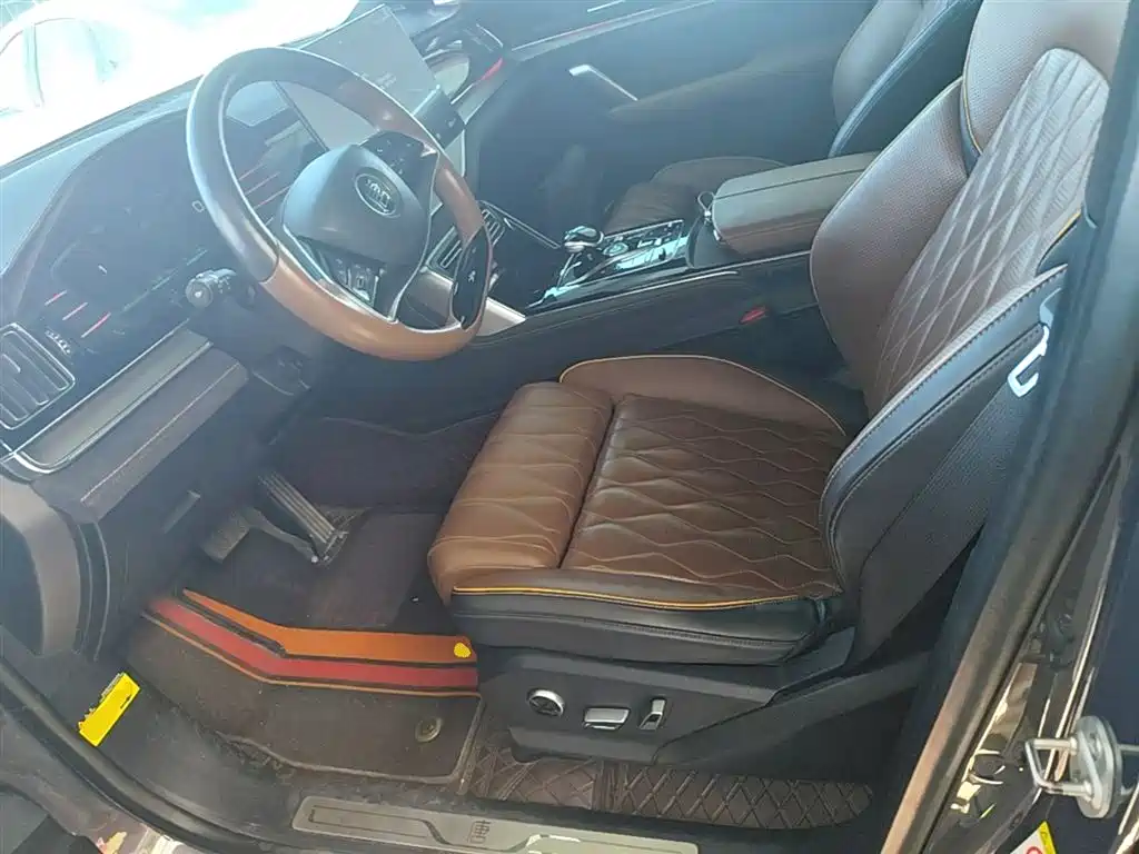 BYD Tang New Energy 2021 DM 2.0T AWD High Performance Genesis Flagship фото 15